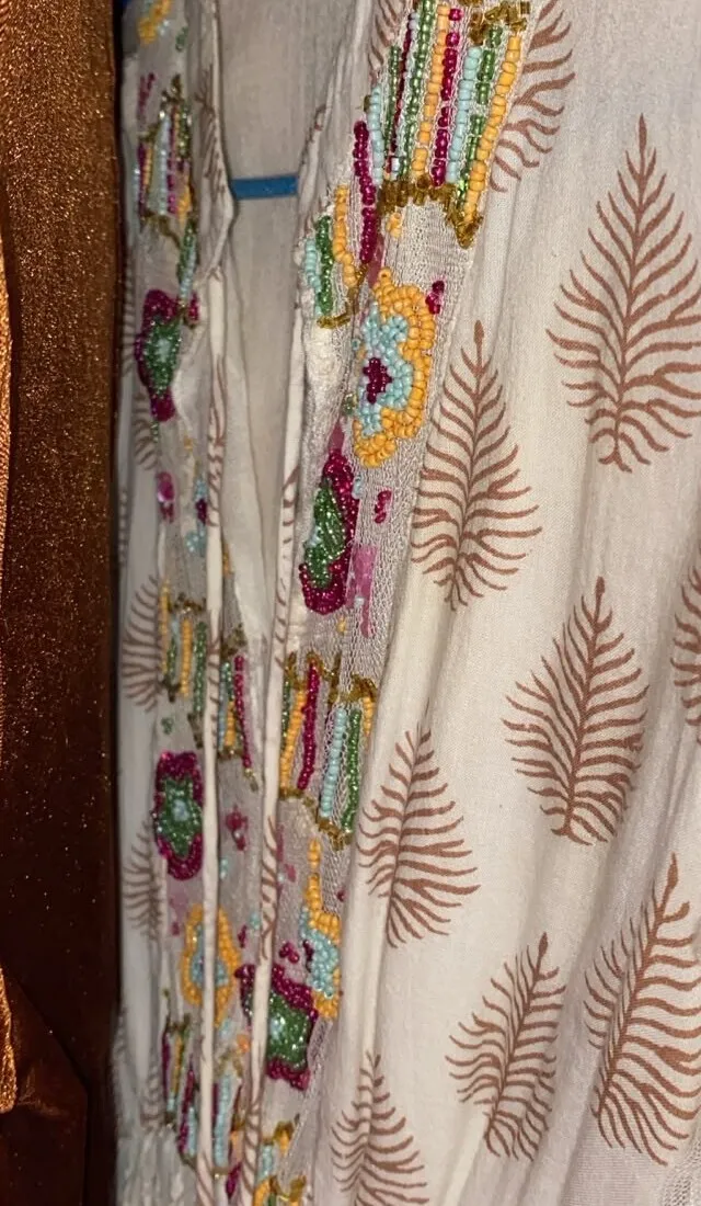 Beads on cream